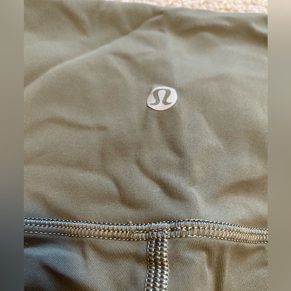 NWOT Lululemon Wunder Under Olive Green Grey Sage Leggings - Picture 10 of 10